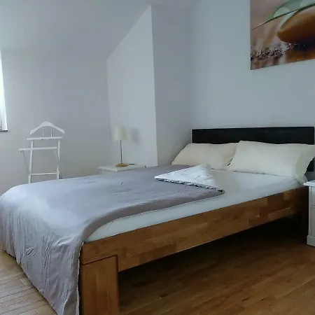 Daire Haus Am Schlossbach****